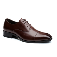 Erik | Klassieke leren schoenen in de kleur Bruin voor heren in Heritage stijl geschikt voor alle seizoenen.