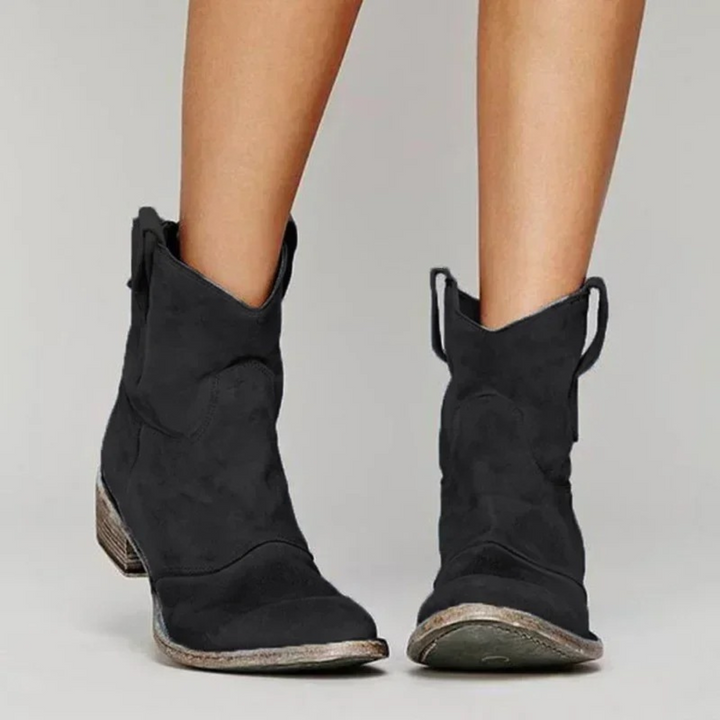 Esmée | Lederen cowboylaarzen voor dames in diverse kleuren in de kleur Zwart voor dames in stijl ideaal voor de herfst.