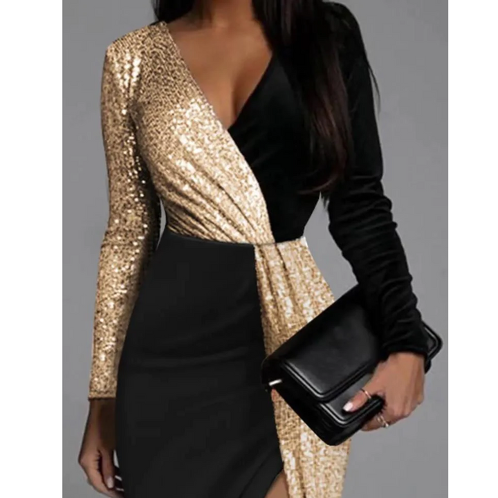 Eva | Gouden glitterjurk met split en V-hals in de kleur Zwart voor dames in Party stijl ideaal voor de herfst.