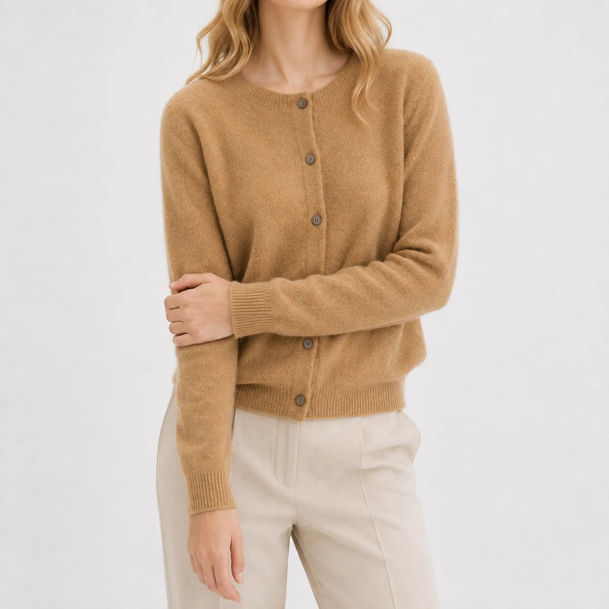 Cardigan met knopen en ribgebreide details