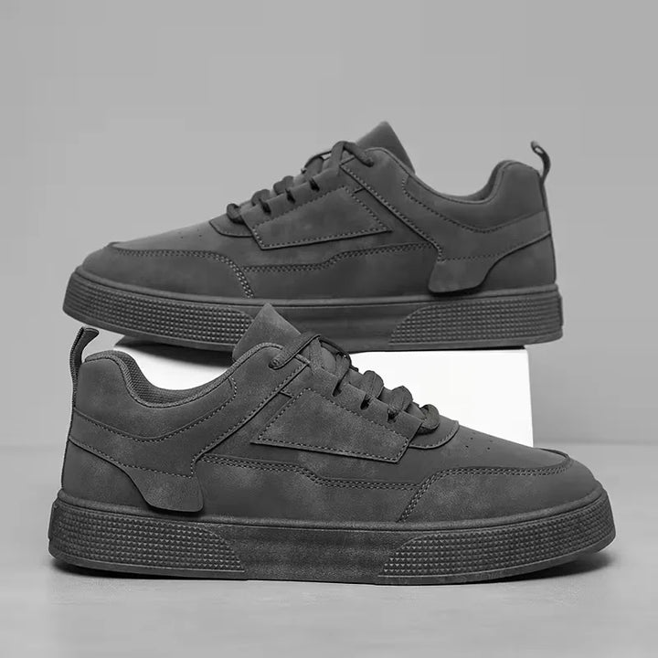 Lage sneakers met ronde neus