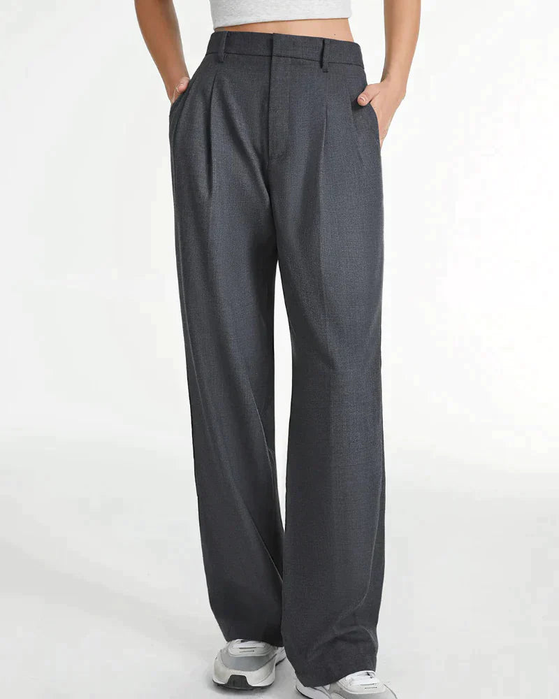 Femke | Elegante getailleerde damesbroek in de kleur Donkergrijs voor dames in stijl ideaal voor de lente.