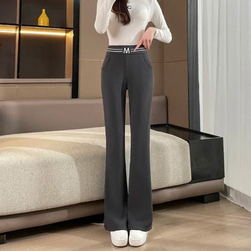 Femke | Stijlvolle wijde broek voor dames in de kleur Grijs voor dames in stijl ideaal voor de herfst.