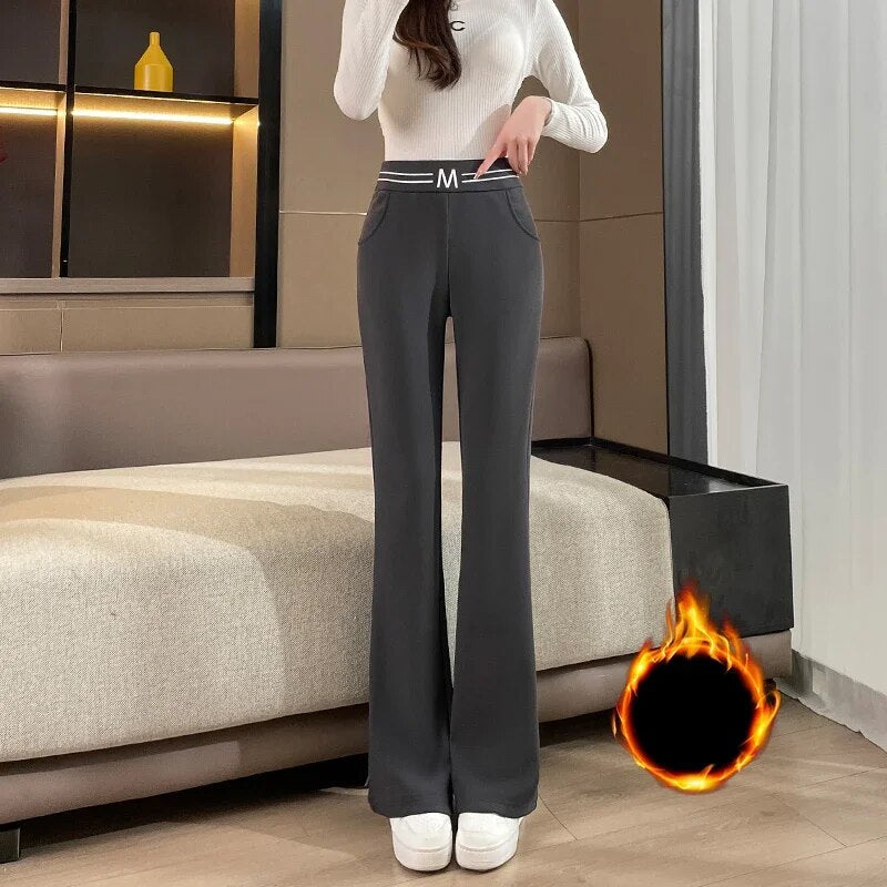 Femke | Stijlvolle wijde broek voor dames in de kleur Grijs (fluweel) voor dames in stijl ideaal voor de herfst.
