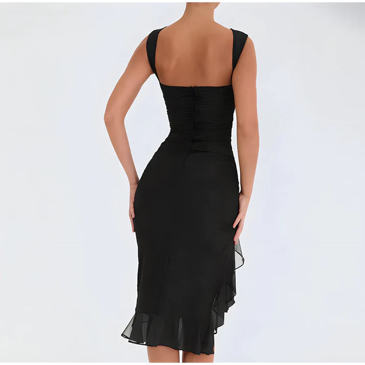 Fenna | Elegante bodycon jurk met ruches in de kleur Zwart voor dames in Party stijl ideaal voor de lente.
