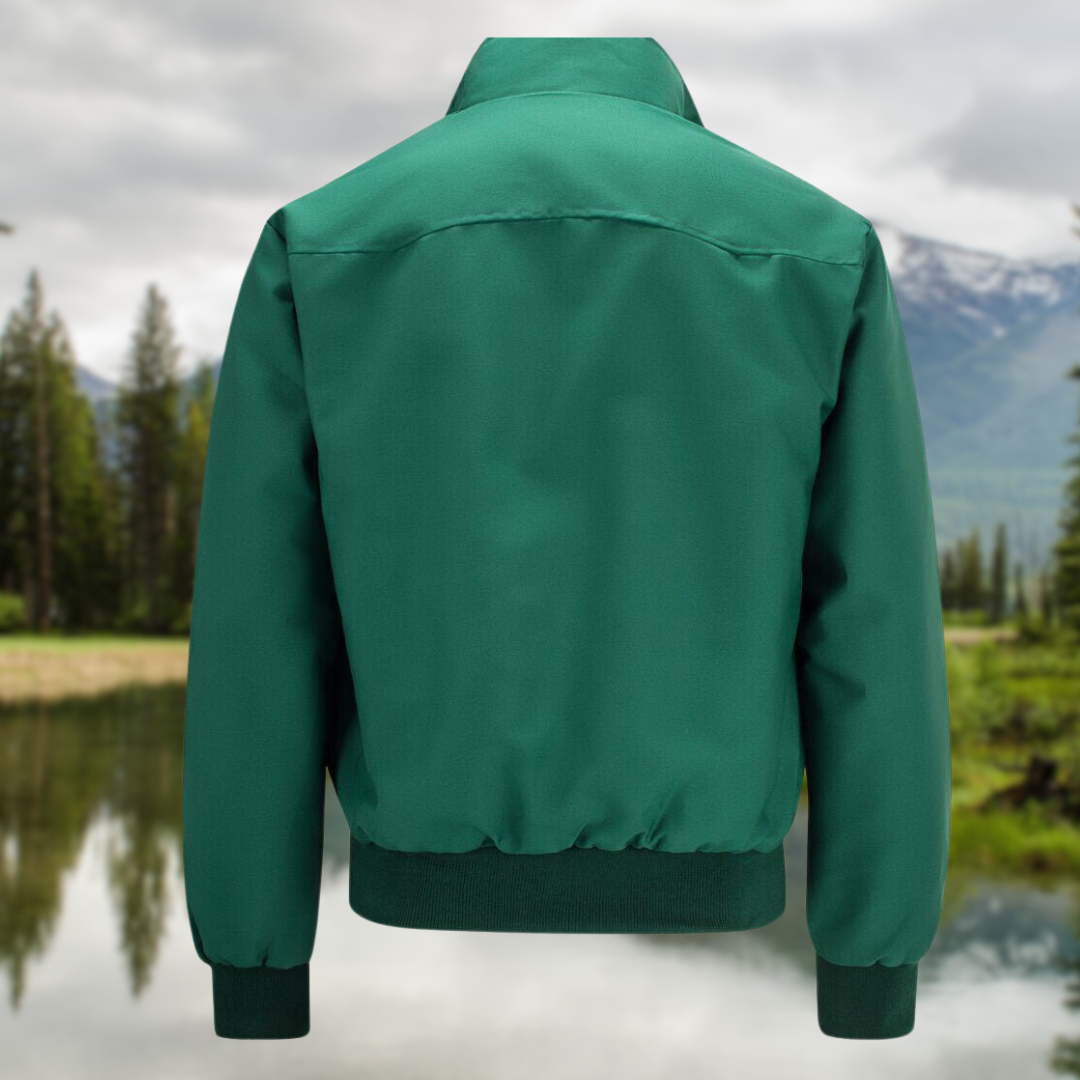 Stoer Harrington jasje, perfect voor een trendy look. Inclusief ingewerkte schoudernaden, praktische zakken, geribbelde manchetten en zoom, meerlaagse voering, ontspannen pasvorm en omgeslagen kraag voor veelzijdige uitstraling.