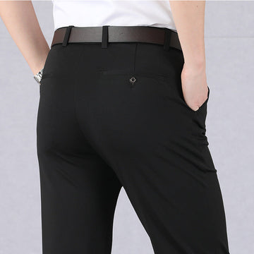 Harry | Stretch Comfortbroek in de kleur Zwart voor heren in stijl ideaal voor de winter
