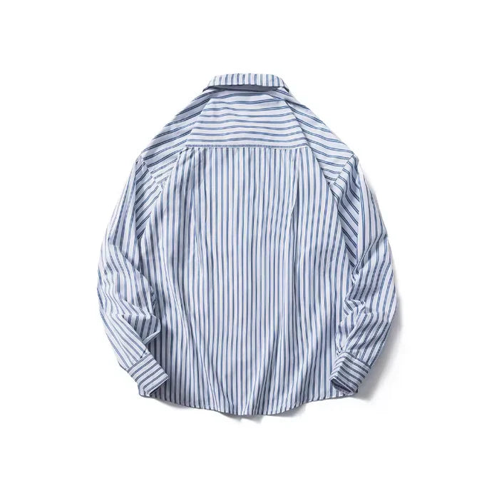 Jules | Gestreept shirt in de kleur Lichtblauw voor in stijl ideaal voor de herfst.