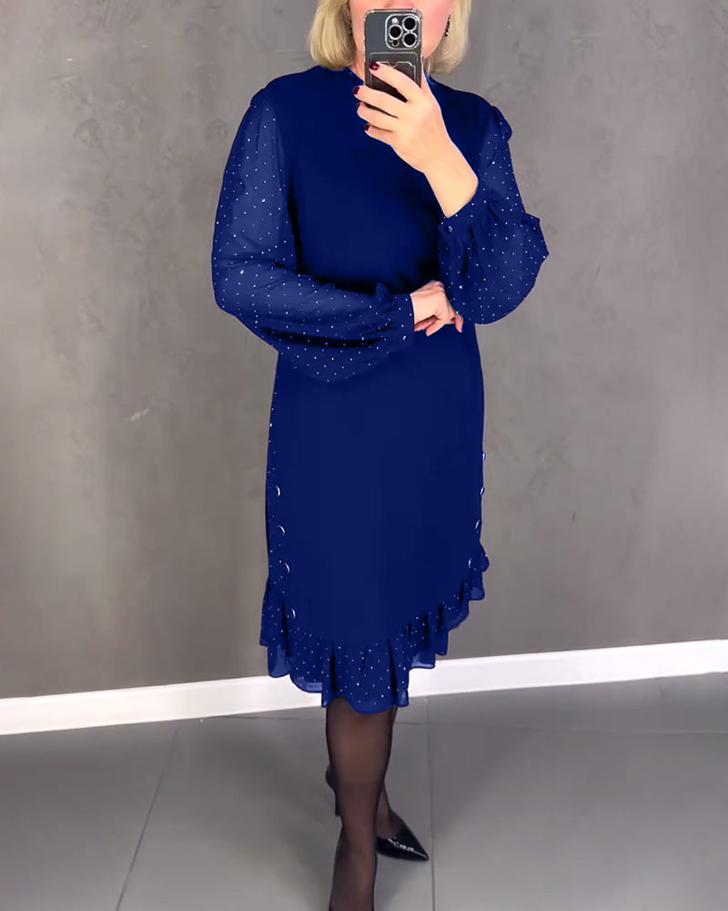 Langarmige elegante jurk met stippen in de kleur Zwart voor dames in stijl ideaal voor de herfst.