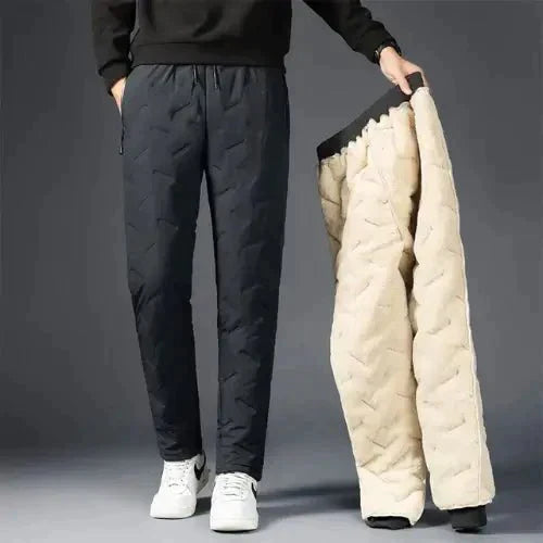 Leonard | Thermische Joggingbroek voor heren in de kleur Zwart voor heren in Lounge stijl ideaal voor de herfst.