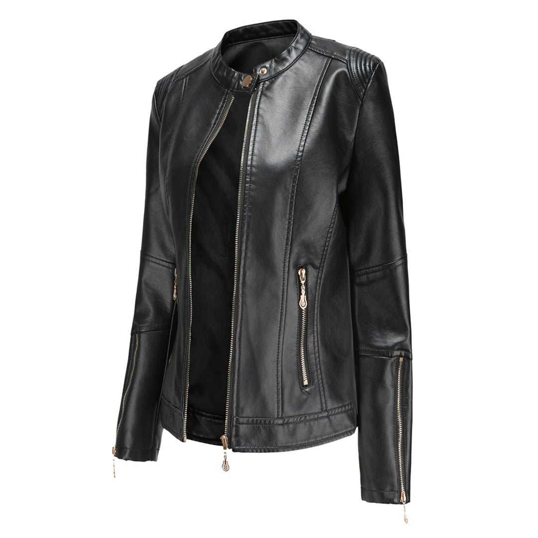Lotte | Stijlvolle leren jas in de kleur Zwart voor dames in stijl ideaal voor de herfst.