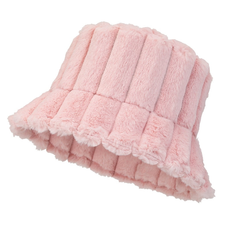 Lotte | Warme & stijlvolle bucket hat in de kleur Roze voor dames in Lounge stijl ideaal voor de herfst.