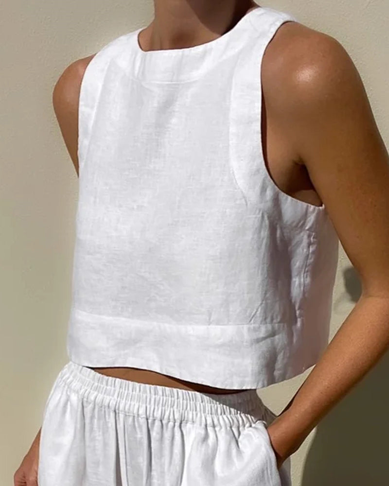 Luna | Tweedelige set voor vrouwen in de kleur Beige voor dames in stijl ideaal voor de lente.