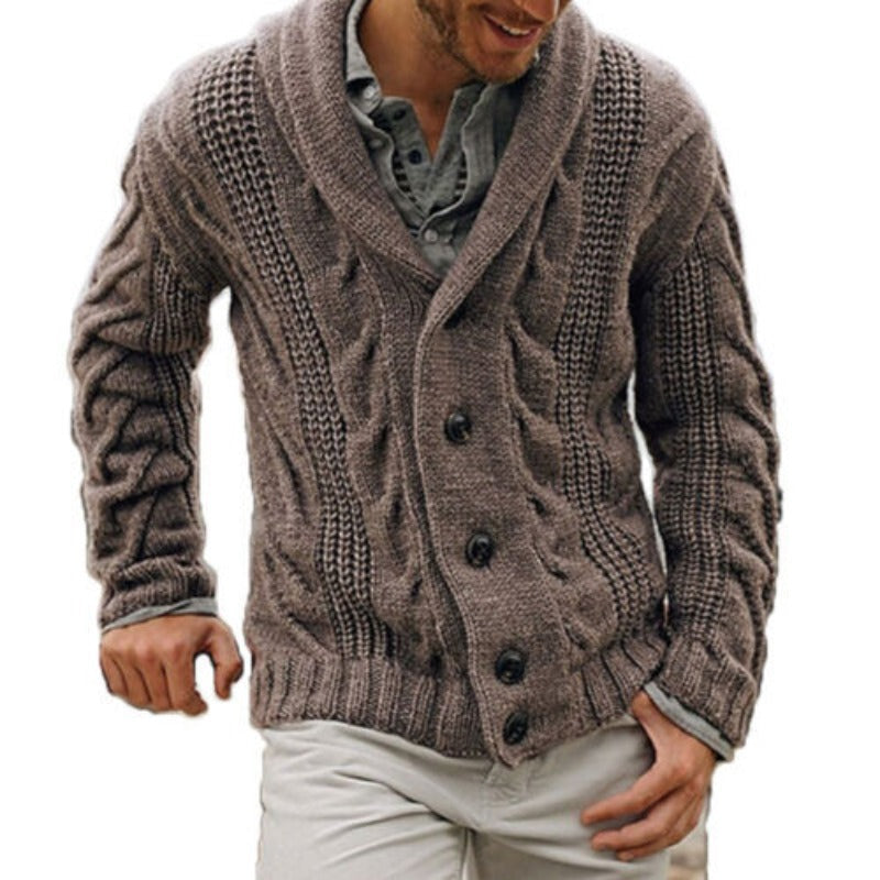 Max | Warm gebreide wollen herenvest in de kleur Bruin voor heren in Heritage stijl ideaal voor de herfst.
