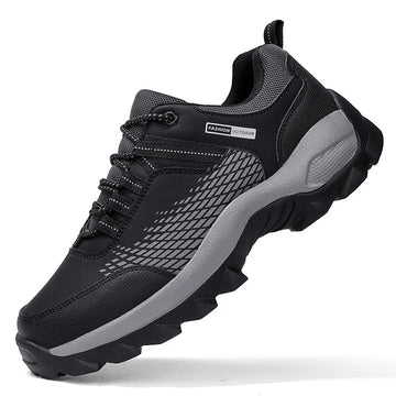 Mees | Comfortabele herenschoenen in de kleur Zwart voor heren in stijl geschikt voor alle seizoenen.