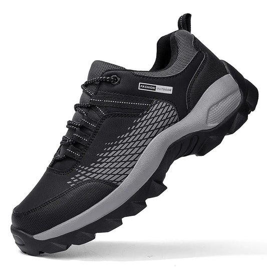 Mees | Comfortabele herenschoenen in de kleur Zwart voor heren in stijl geschikt voor alle seizoenen.