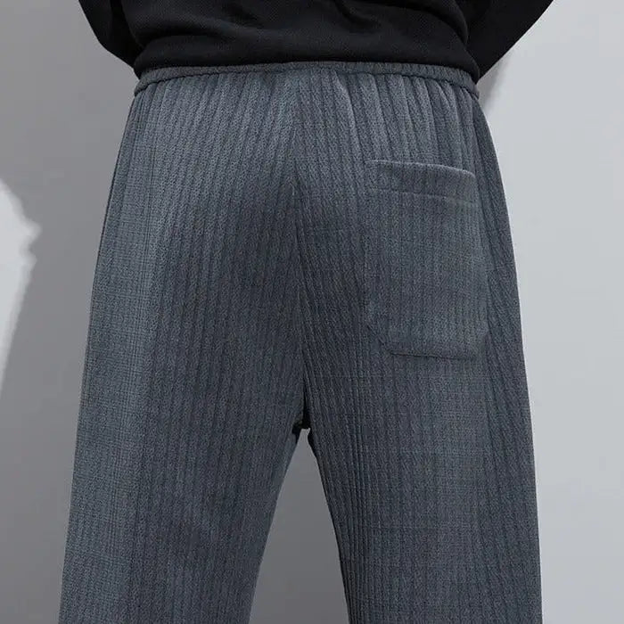 Memphis | Zwarte fluwelen broek in de kleur Zwart voor heren in stijl geschikt voor alle seizoenen.