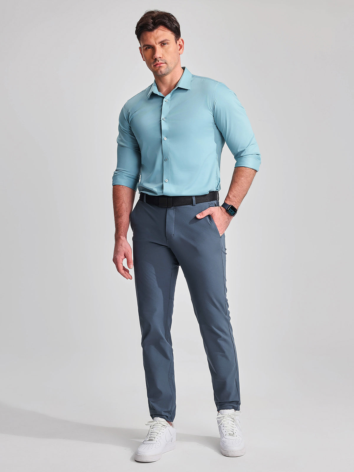 Mike | Slanke broek in de kleur Bruin voor heren in stijl geschikt voor alle seizoenen.