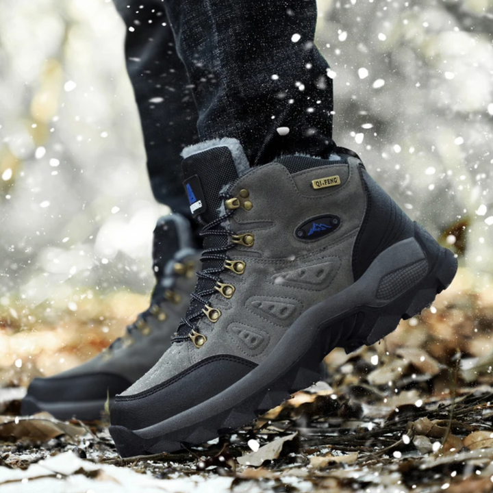Outdoor waterdichte antislip wandelschoenen in de kleur 36 voor dames in Outdoor stijl geschikt voor alle seizoenen.