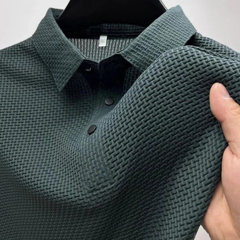 Quentin | Zijden polo (anti-kreuk) in de kleur Donkergroen voor in stijl geschikt voor alle seizoenen.