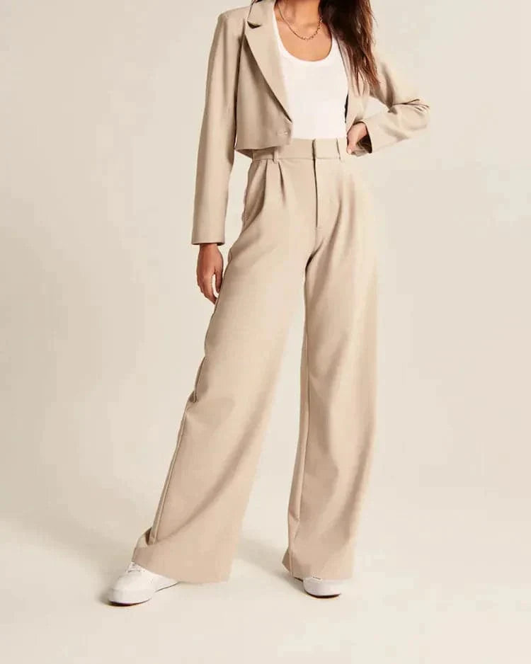 Saskia | Hoge Taille Wijde Pijp Broek in de kleur Beige voor dames in Casual stijl ideaal voor de winter