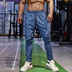 Sébastiaan | Ademende & sneldrogende sportbroek in de kleur Blauw voor heren in Lounge stijl geschikt voor alle seizoenen.