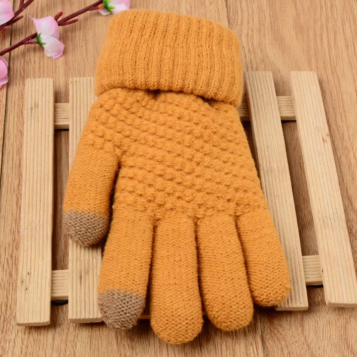 Sophie | Stijlvolle en functionele gebreide handschoenen in de kleur Zwart voor dames in stijl ideaal voor de winter