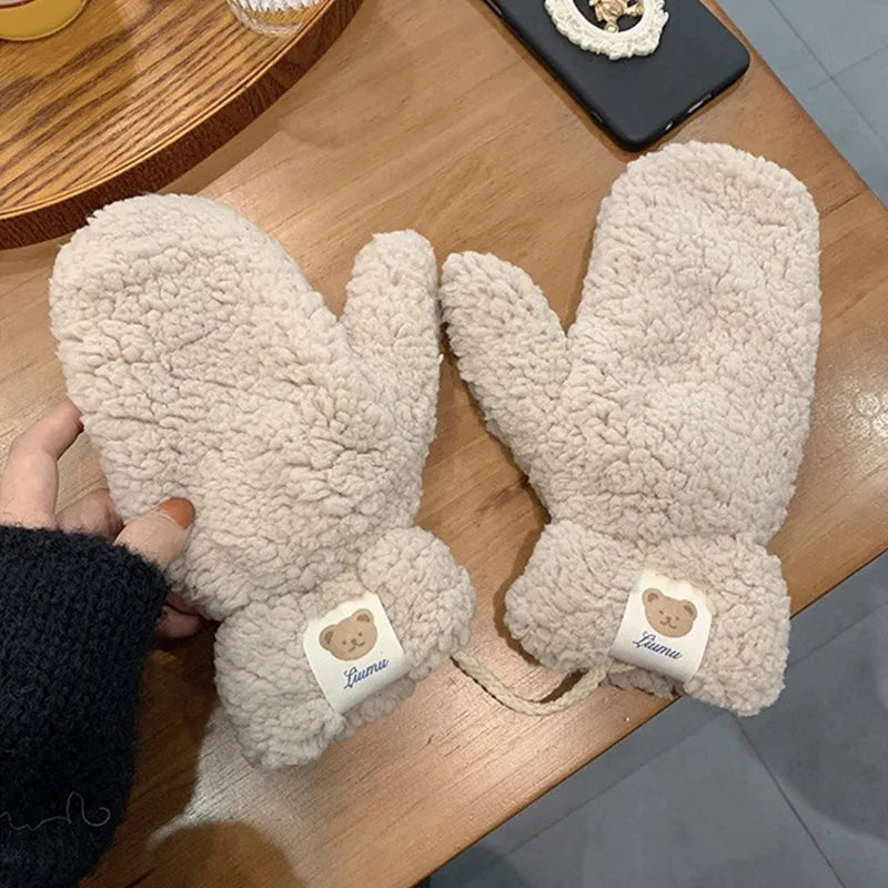 Sophie | Zachte & warme teddy wanten in de kleur Khaki voor dames in Lounge stijl ideaal voor de winter