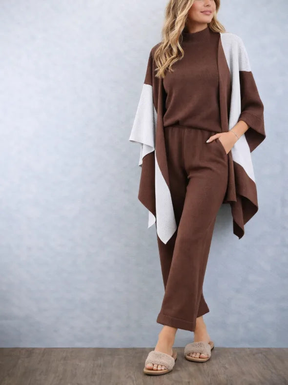Dames two-piece set met poncho