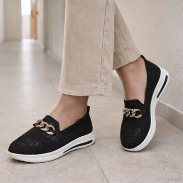 Slip-on sneakers with chain