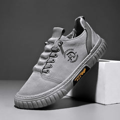 Lage sneakers met dikke zool