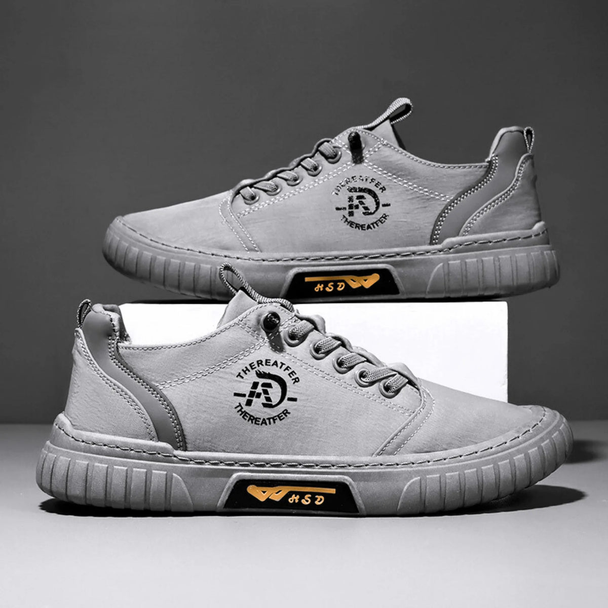 Lage sneakers met dikke zool