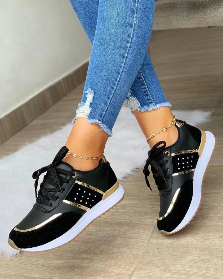 Sneakers met blokkleur in de kleur Zwart voor dames in stijl geschikt voor alle seizoenen.
